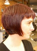fryzury krótkie - uczesanie damskie z włosów krótkich zdjęcie numer 154